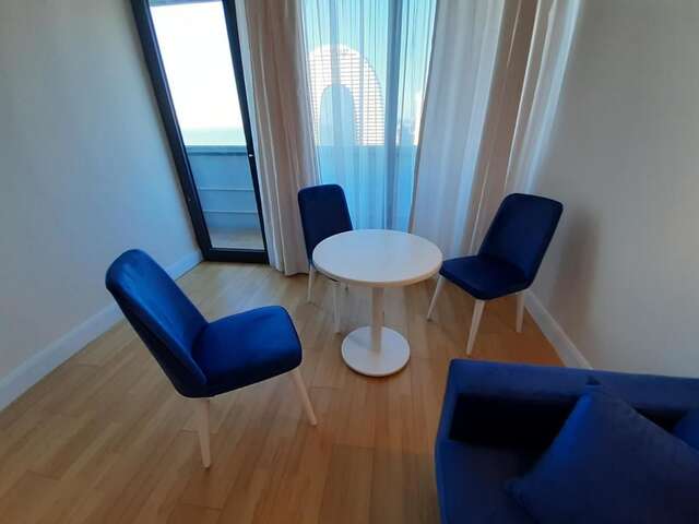 Отель Hotel Room with sea view Батуми-8